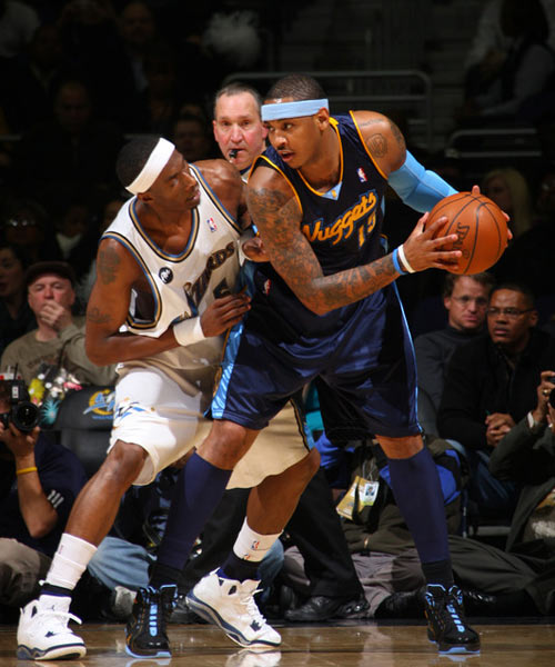 了更衣室的 了更衣室的