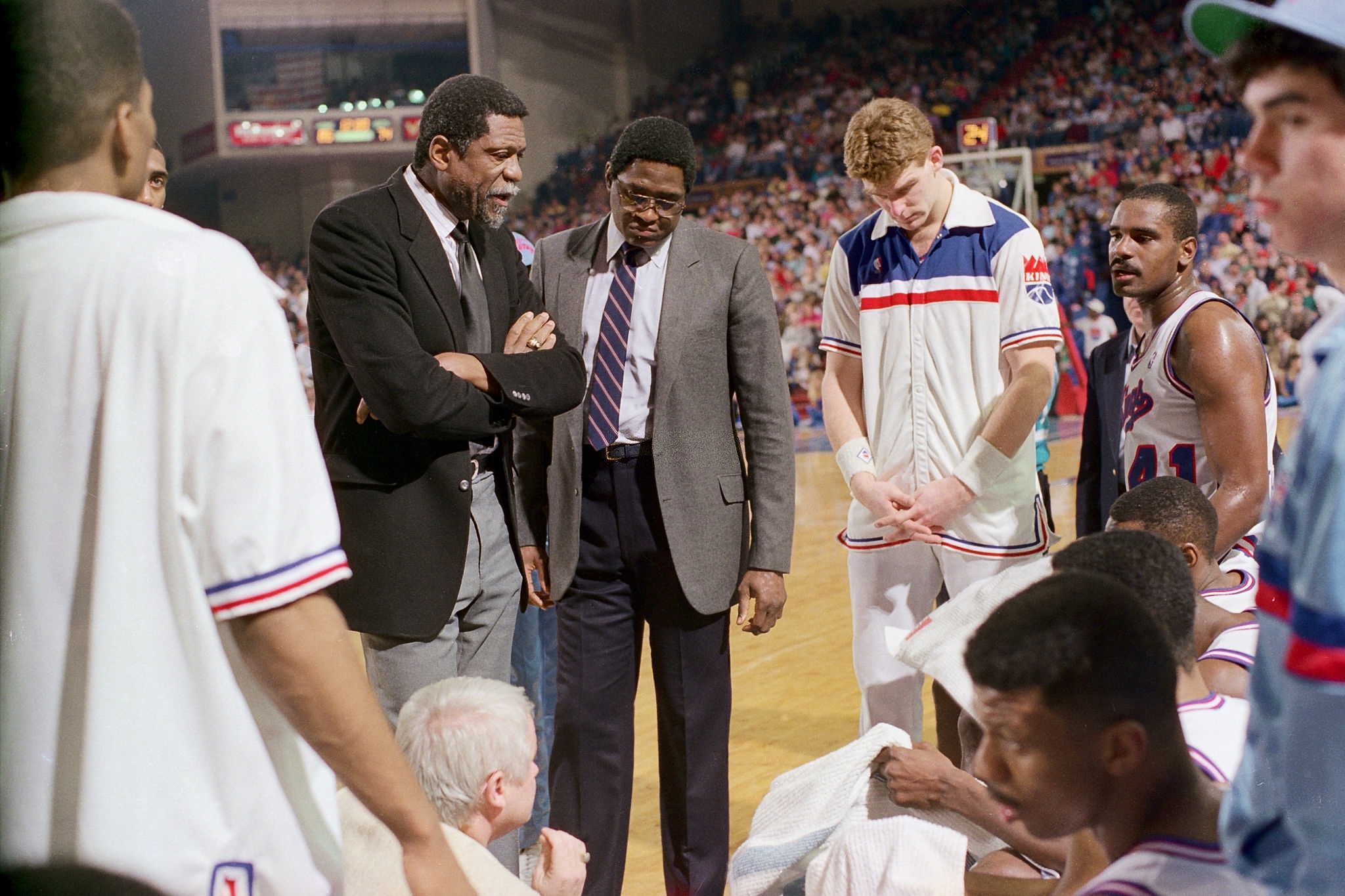 逼抢更有层 逼抢更有层