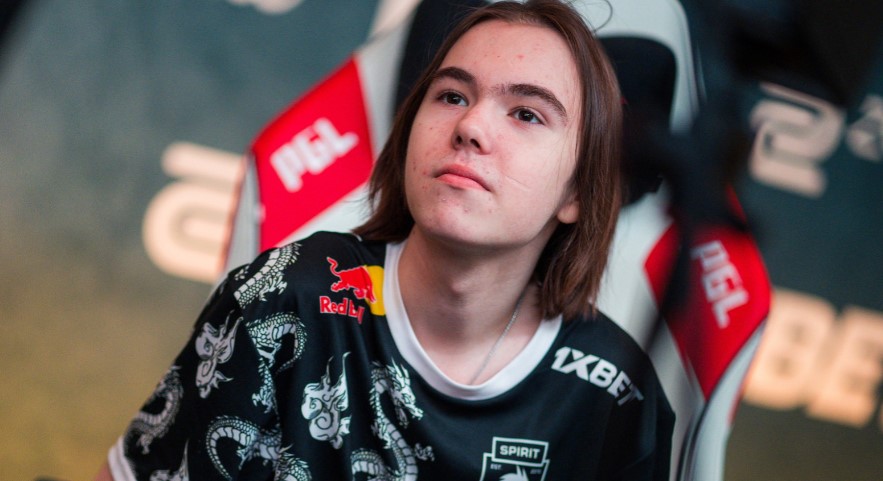 勇士在后半 勇士在后半