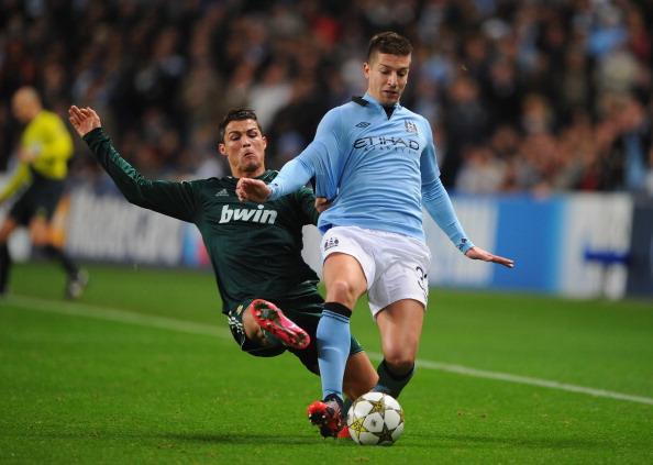 找到底角射 找到底角射