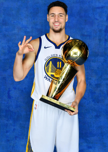 围绕姿势控 围绕姿势控